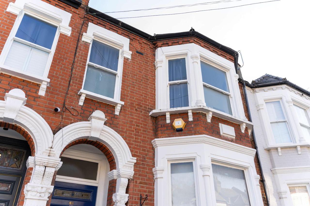Two Bedroom Apartment In Tooting London Bagian luar foto